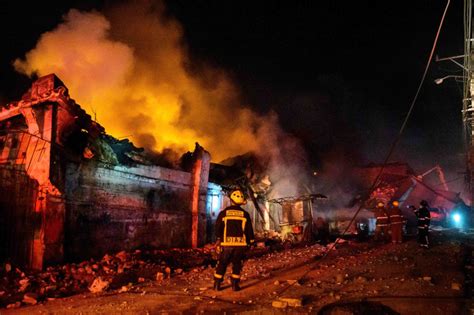 Aug 17, 2023 ... Firefighter in Dominican Republic. Aug. 17, 2023. | Photo: Twitter/@teleSURtv · More videos on YouTube.